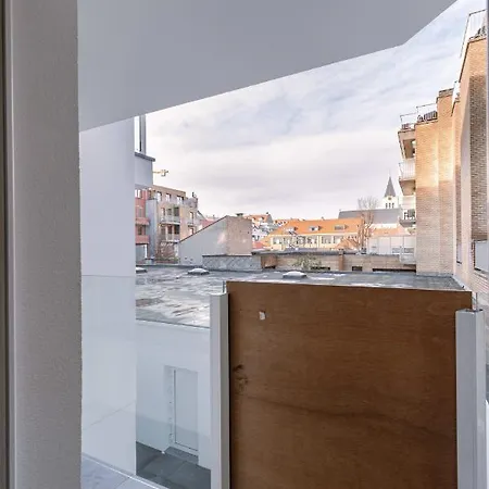 Cozy Classic With Parking In Center Appartamento Knokke-Heist