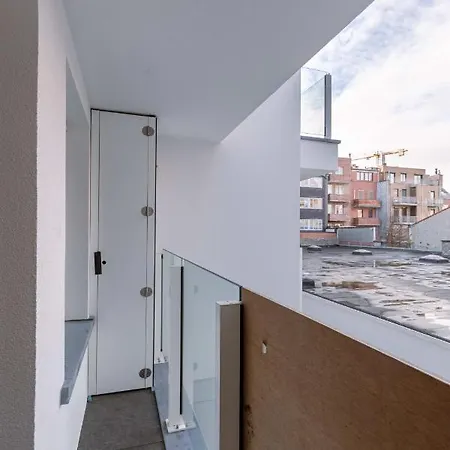 Cozy Classic With Parking In Center Appartamento Knokke-Heist